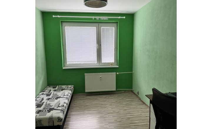 RealityKolesár predáva 3 izbový byt Dénešova KVP KE II. Západ - fotografia 9