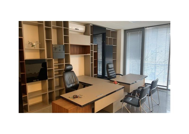 Reality Kolesár prenajíma priestor 163 m2 Mlynská ulica Centrum